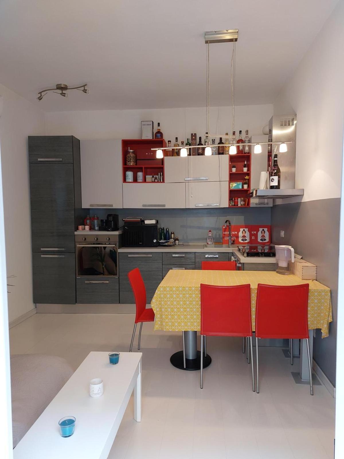 Apartment Monte Rosa Area, Citylife, Lotto